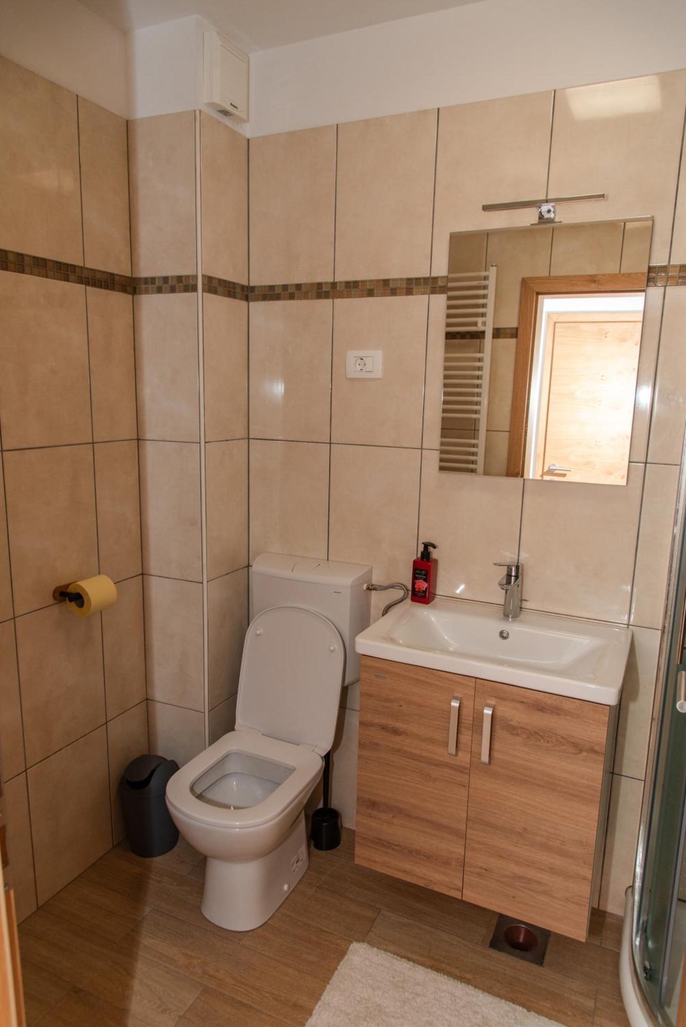 Apartmaji Tinta Kanal Εξωτερικό φωτογραφία