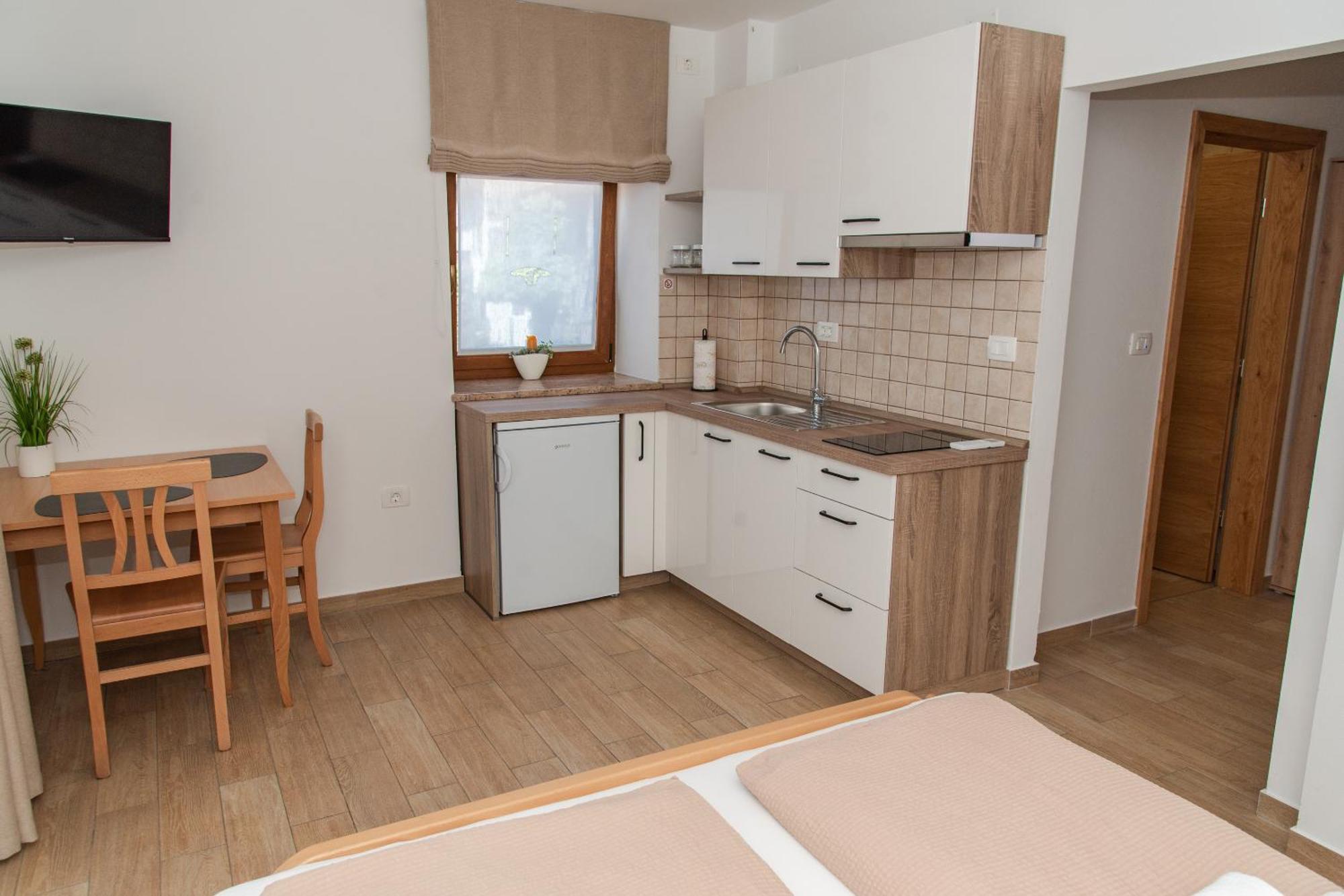 Apartmaji Tinta Kanal Εξωτερικό φωτογραφία