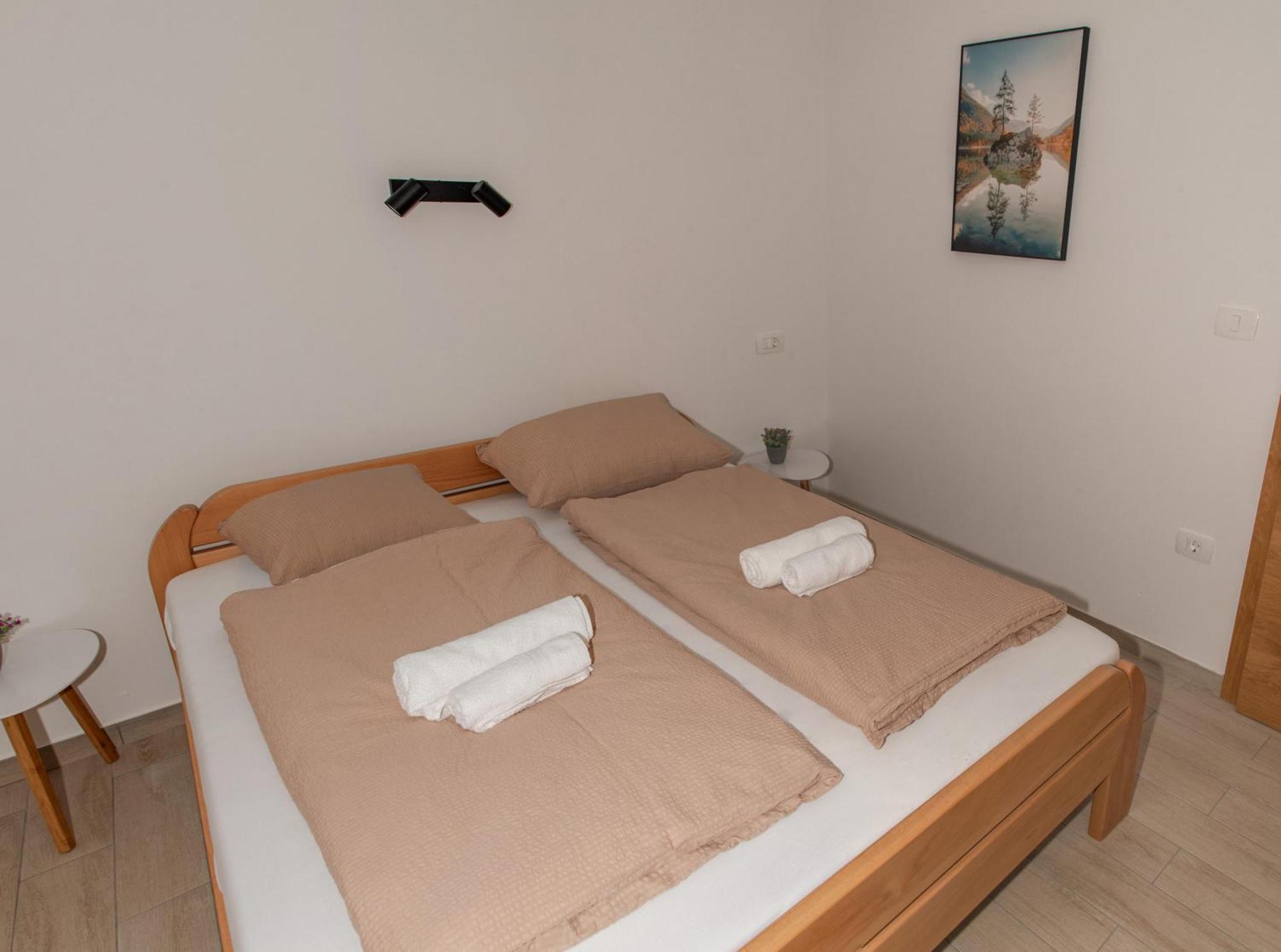 Apartmaji Tinta Kanal Εξωτερικό φωτογραφία